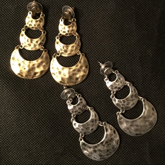 2 for $15🎈2 pairs of earrings in silver and gold - Picture 2 of 6